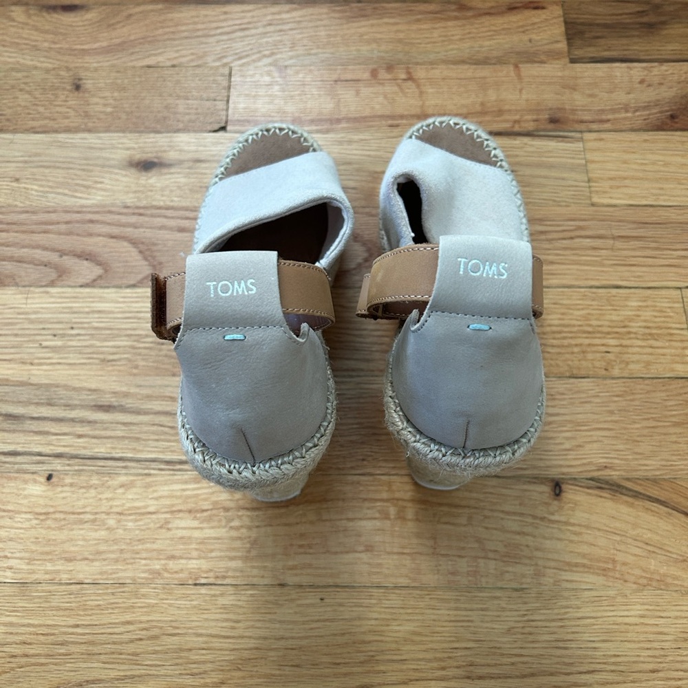 Toms Marisol Espadrille Wedge 🏖️ - Picture 4 of 6